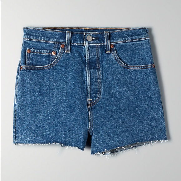 Levi's Ribcage Shorts in Charleston Erosion - Picture 3 of 7